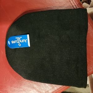 NWT Juncture: Fleece-lined Beanie-Hat, Black